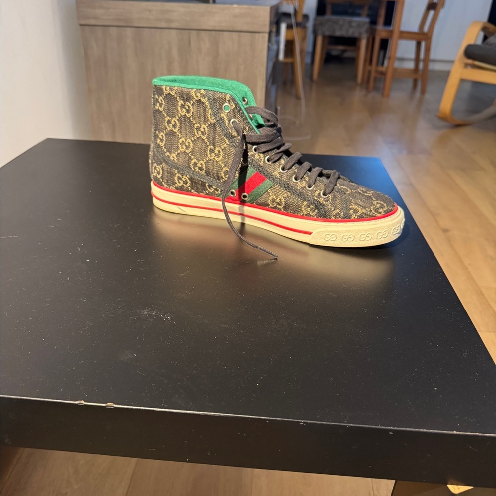 Pre-owned mens Gucci sneaker